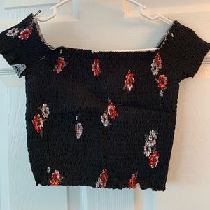 Garage croptop